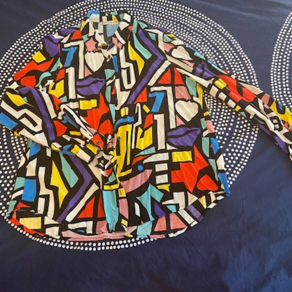 Multicolored Button-up Shirt with Geometric shapes - XL